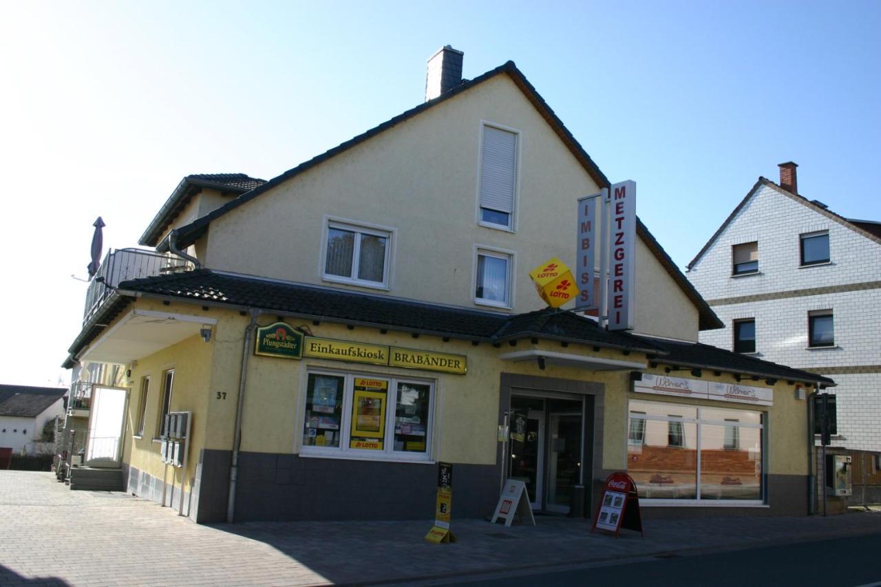 Fawiga Monteurwohnung Karben Bagian luar foto