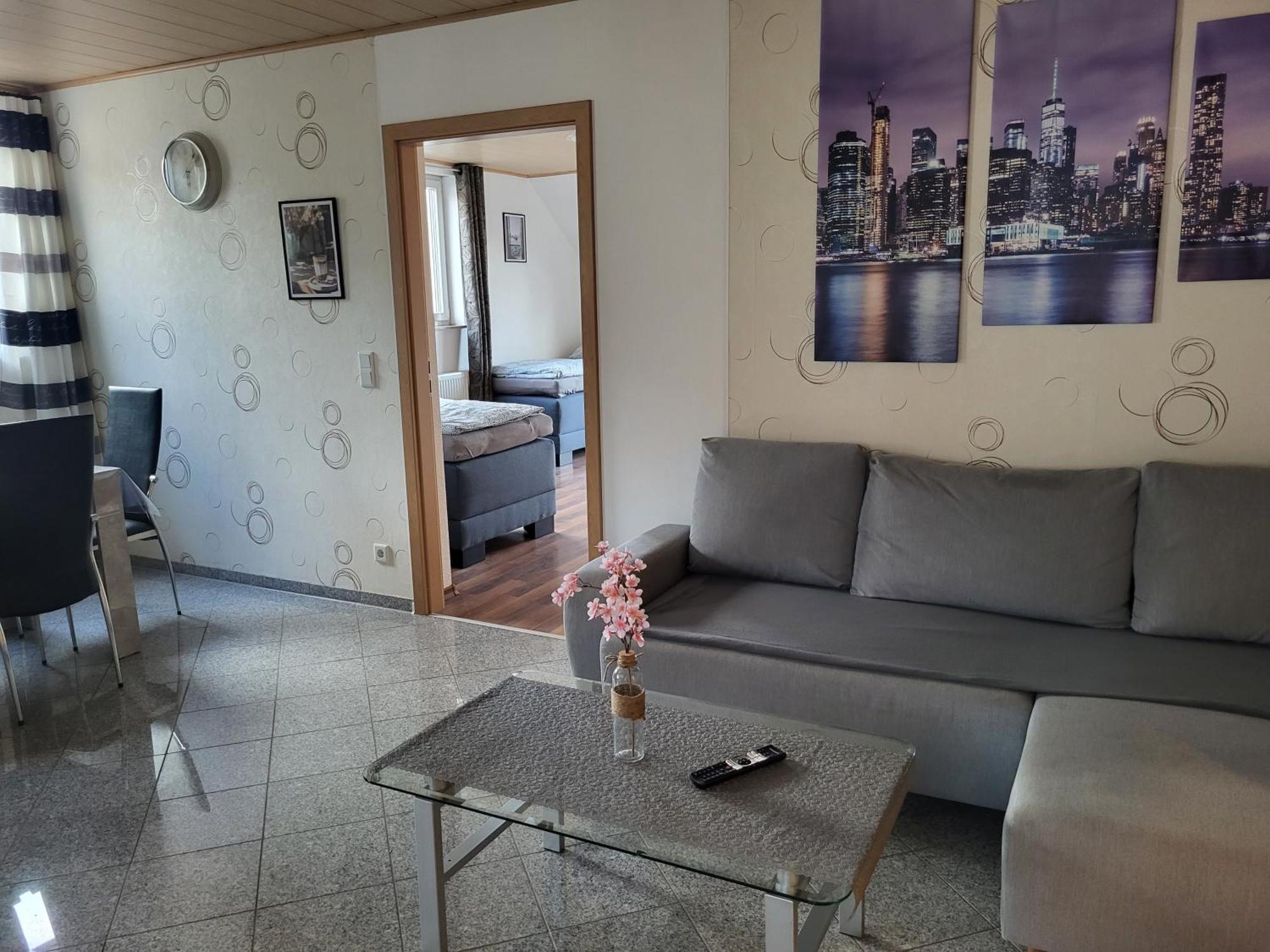 Fawiga Monteurwohnung Karben Bagian luar foto